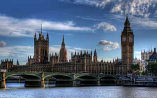 2002年华中科技大学444信号与系统考研真题